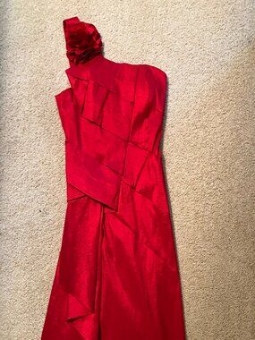 Daisy One Shoulder Dress, Junior S, Red